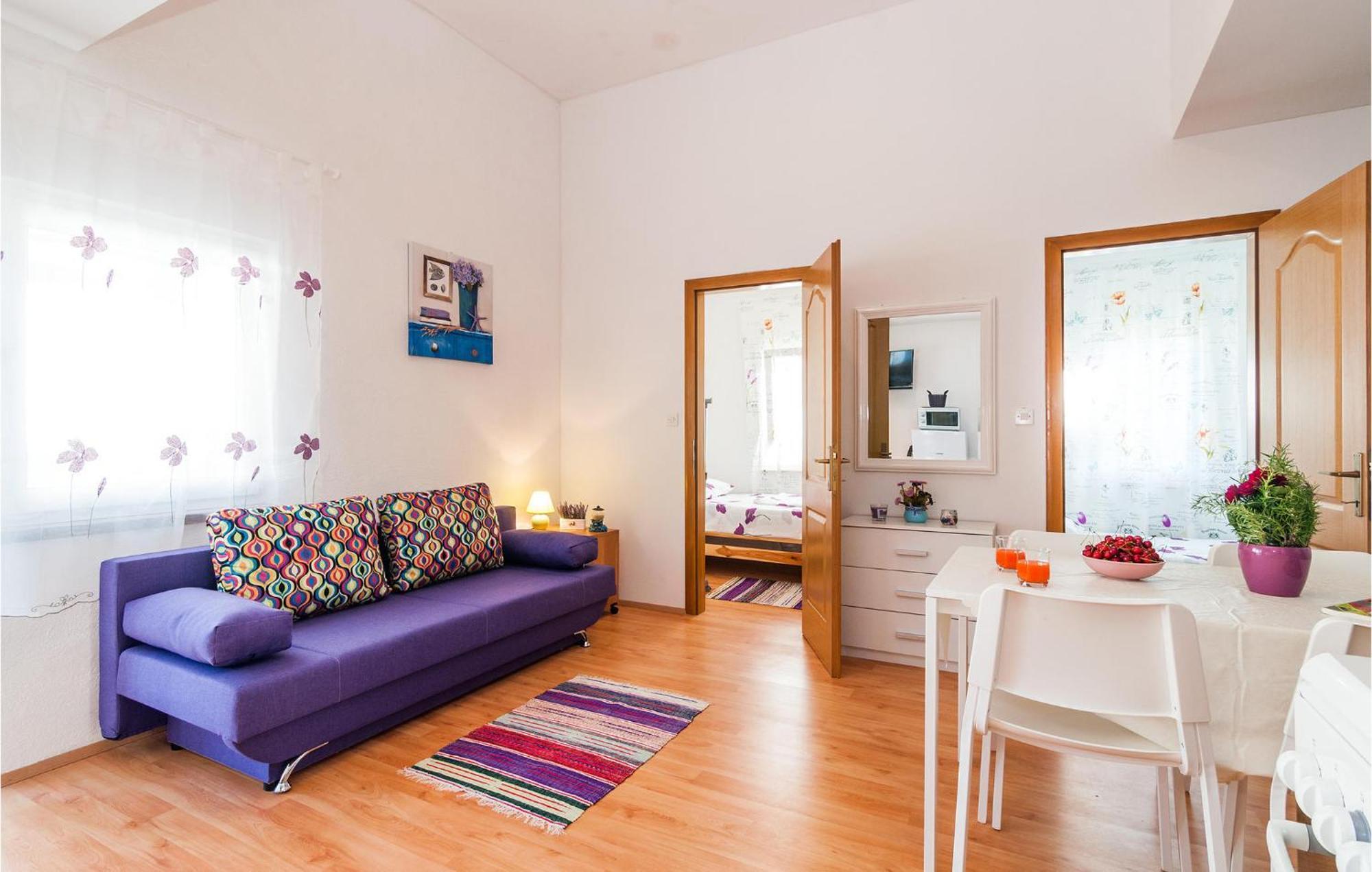 Nice Apartment In Vinjerac With Kitchen Экстерьер фото